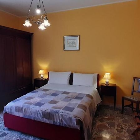 Bed and Breakfast La Riviera Милаццо Экстерьер фото