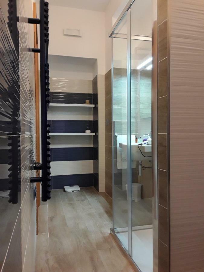 Bed and Breakfast La Riviera Милаццо Экстерьер фото